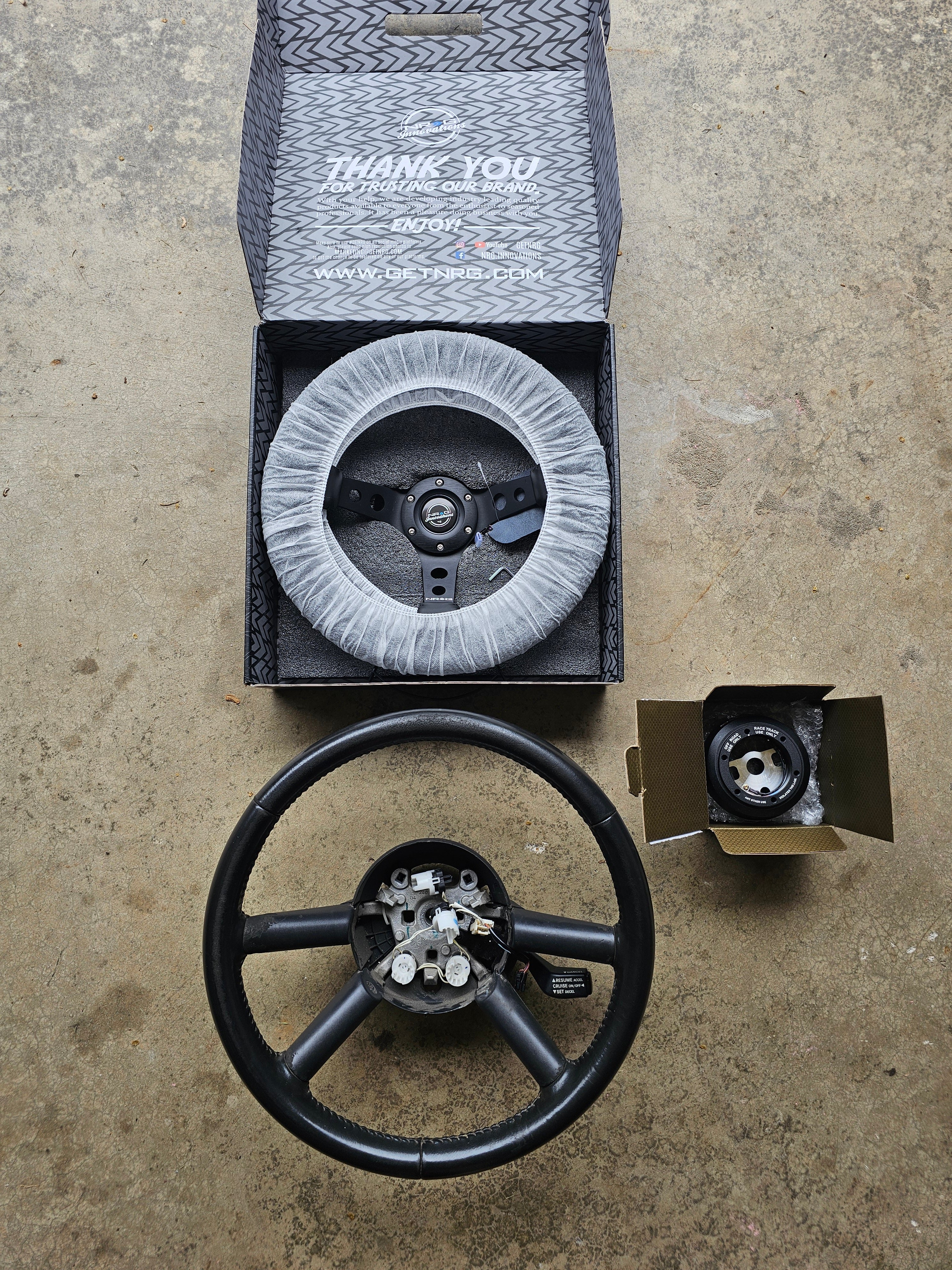 NRG Innovations Steering Wheel Black  Leather w/round holes 3" deep dish